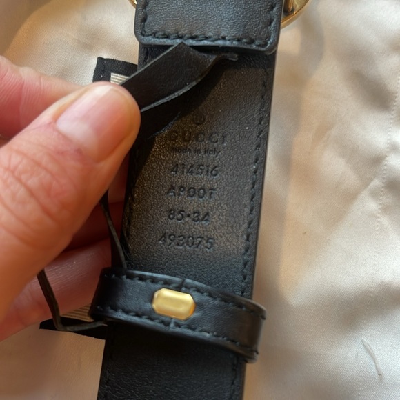 Gucci Marmot Leather Belt with Gold GG Buckle - Picture 4 of 6
